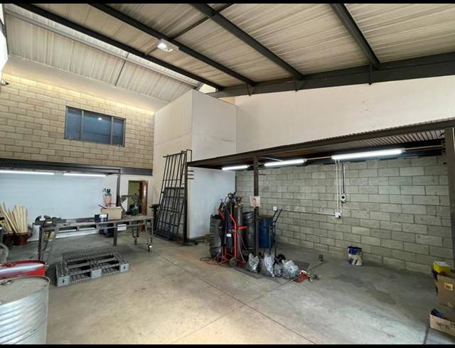 INDUSTRIAL PROPERTY TO RENT IN HENNOPSPARK